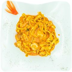 Tagliatelle al Salmone